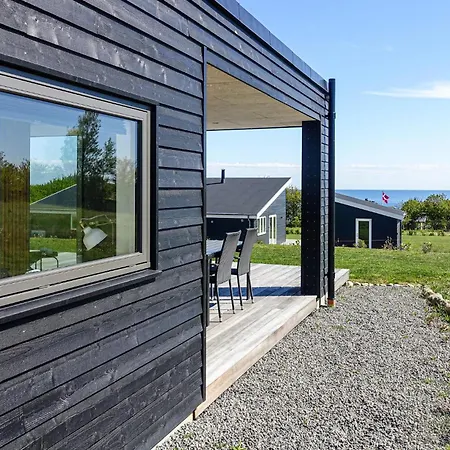 4 Bedroom Cozy In Ferienhaus